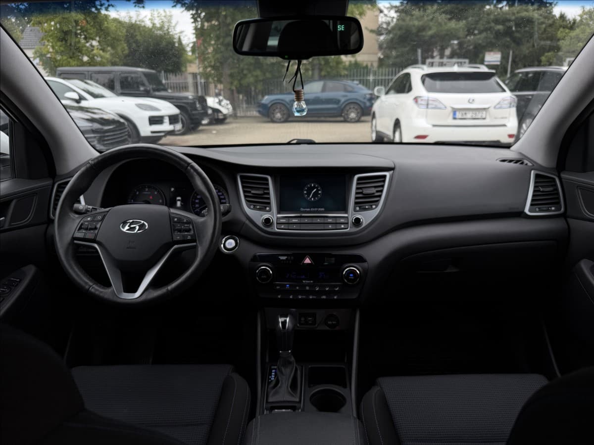 2016 Hyundai TUCSON - 11