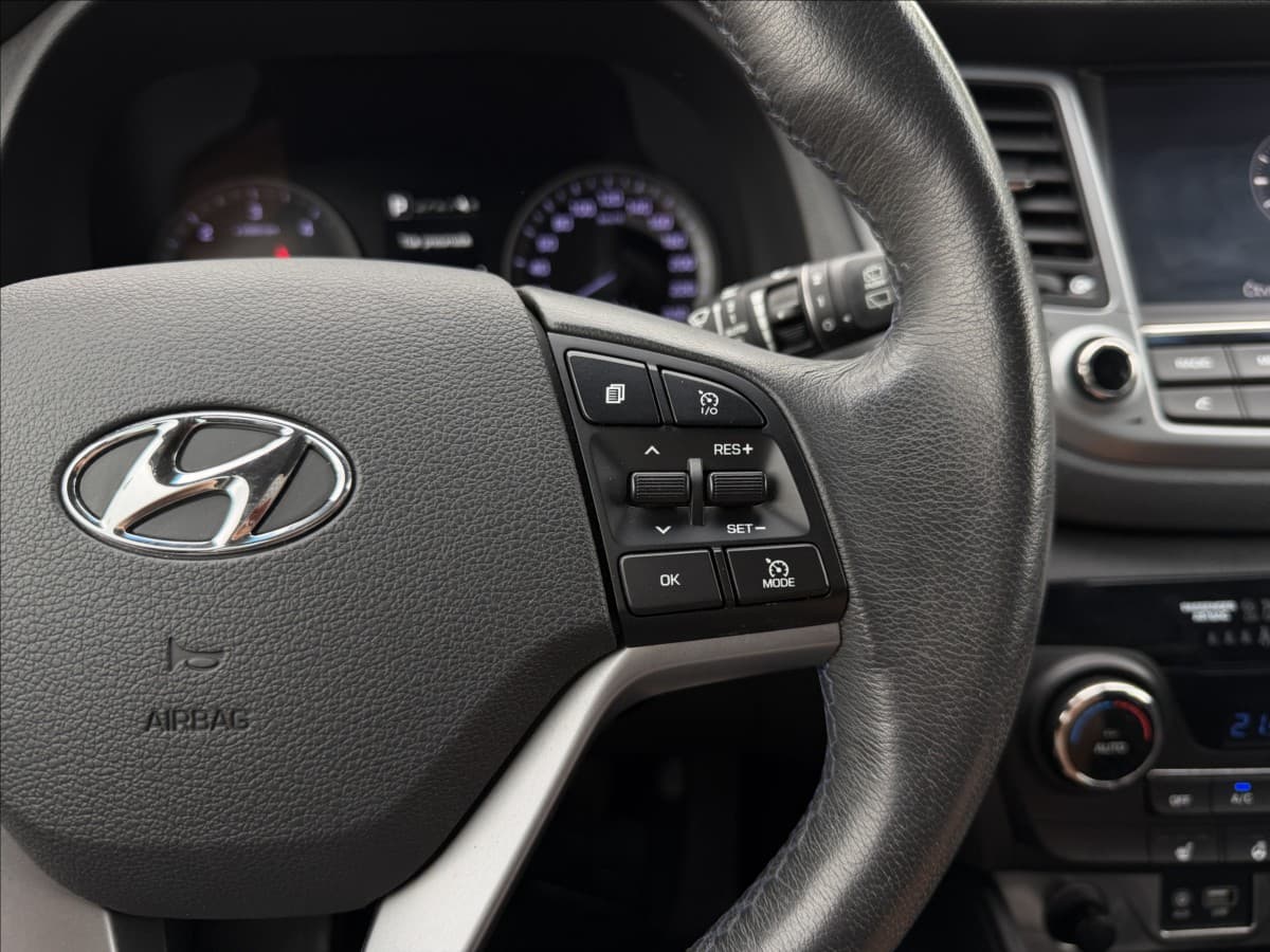 2016 Hyundai TUCSON - 14