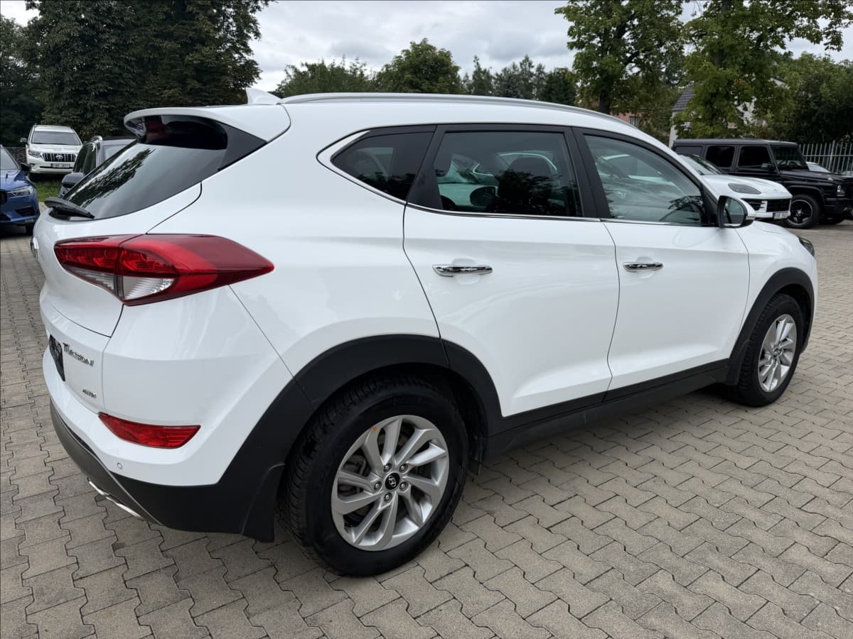 2016 Hyundai TUCSON - 5