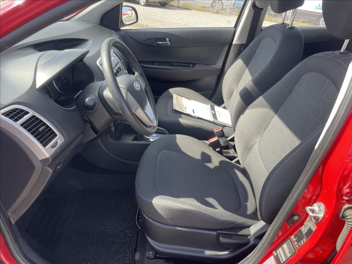 2011 Hyundai i20 - 7