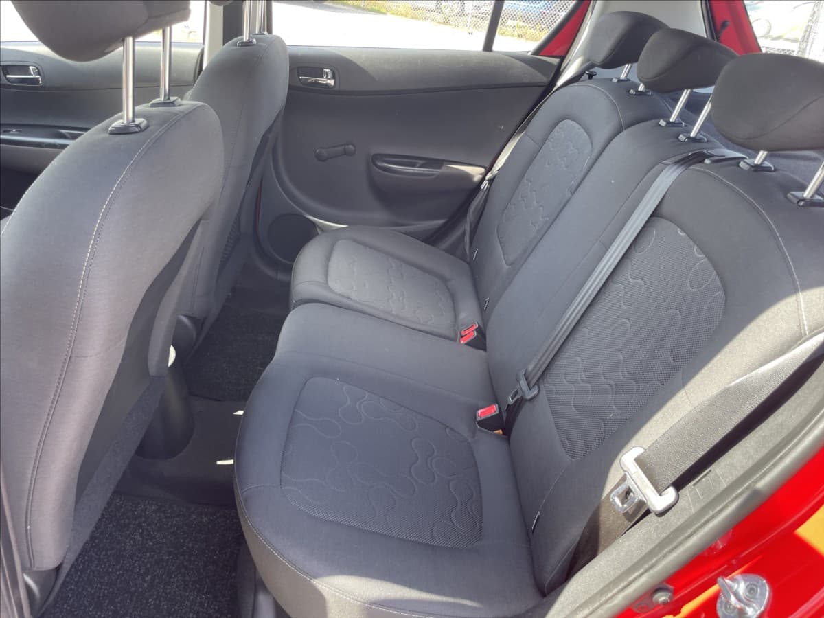 2011 Hyundai i20 - 8