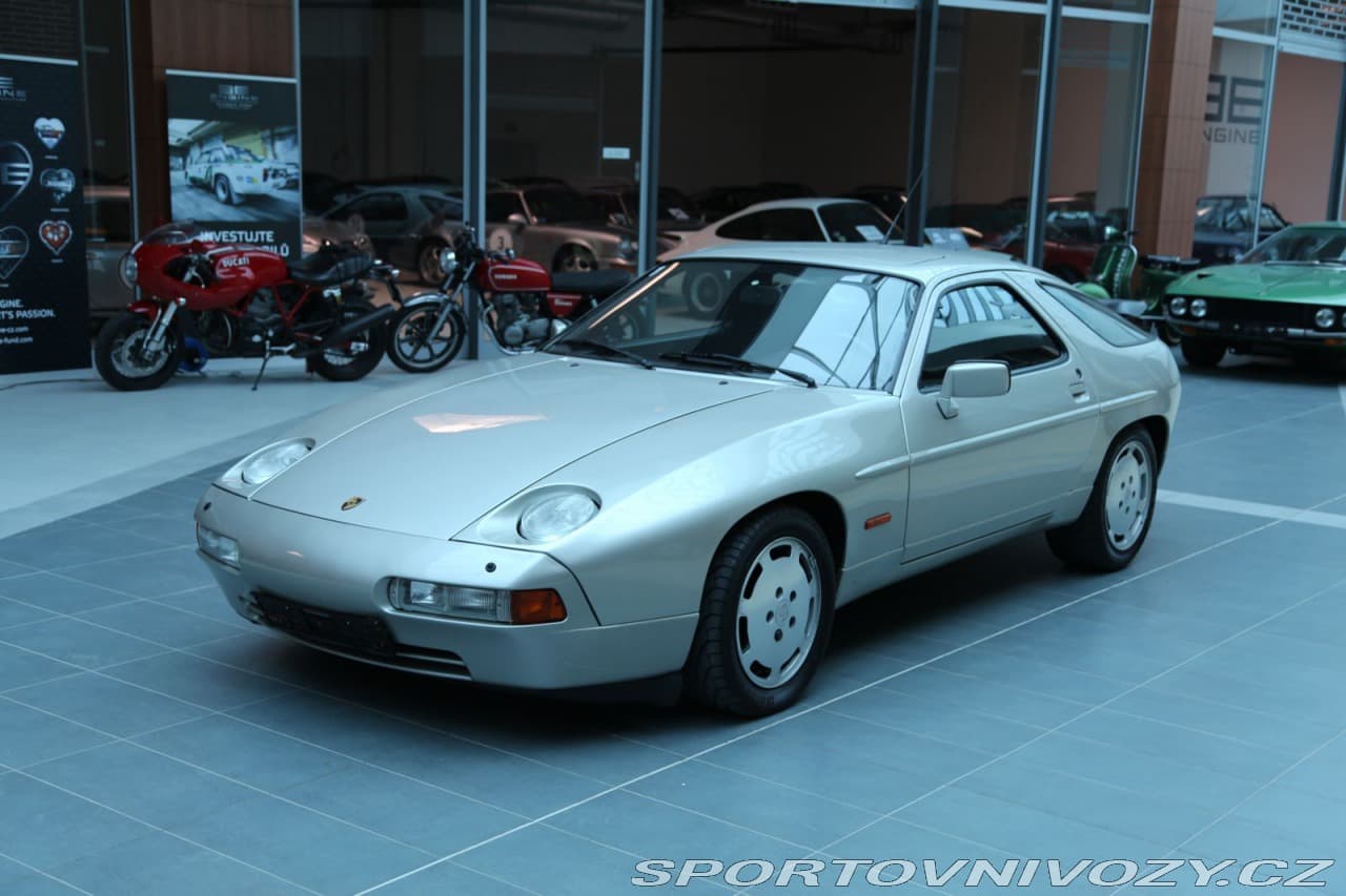1988 Porsche 928