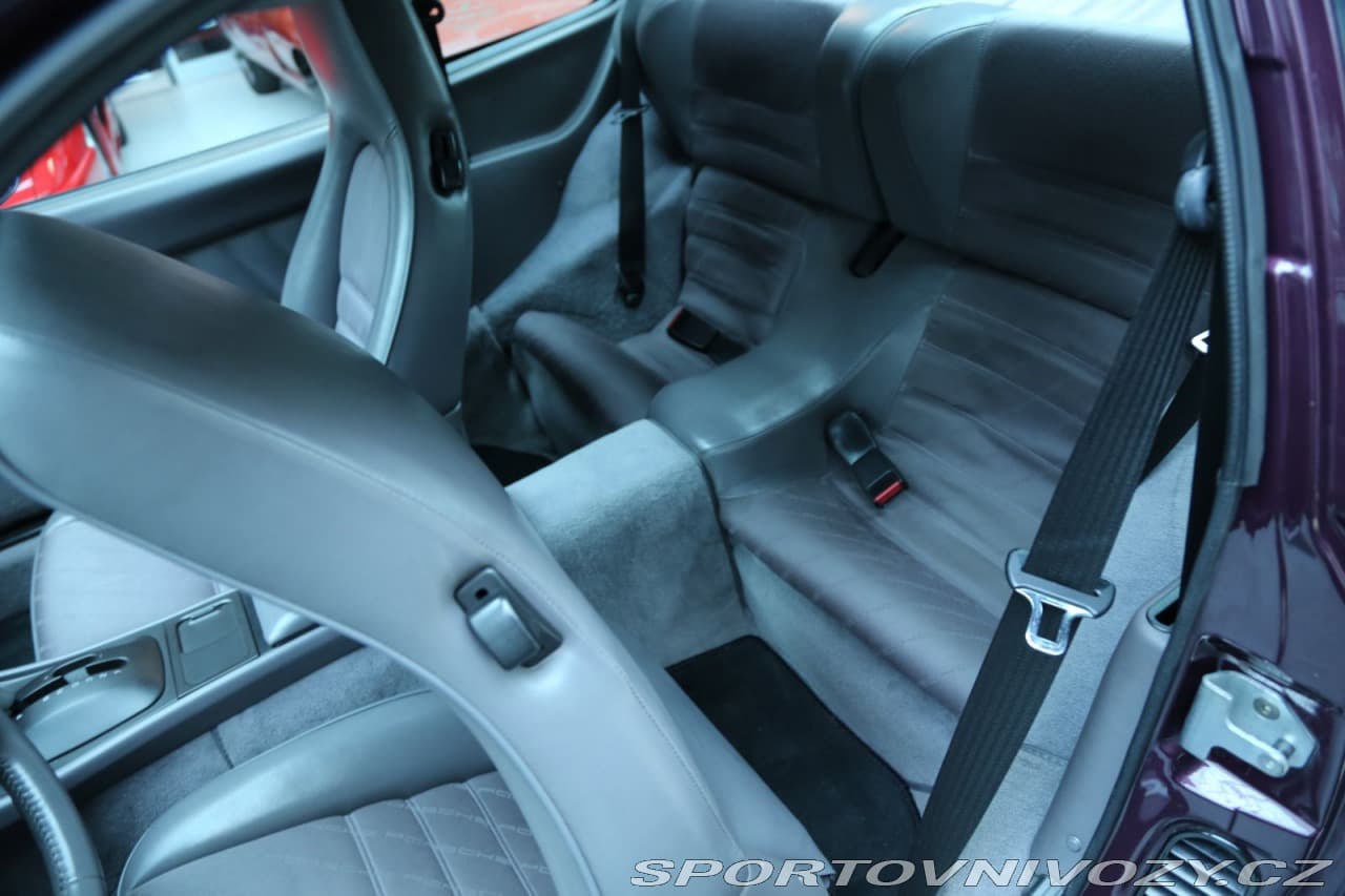 1992 Porsche 968 - 11