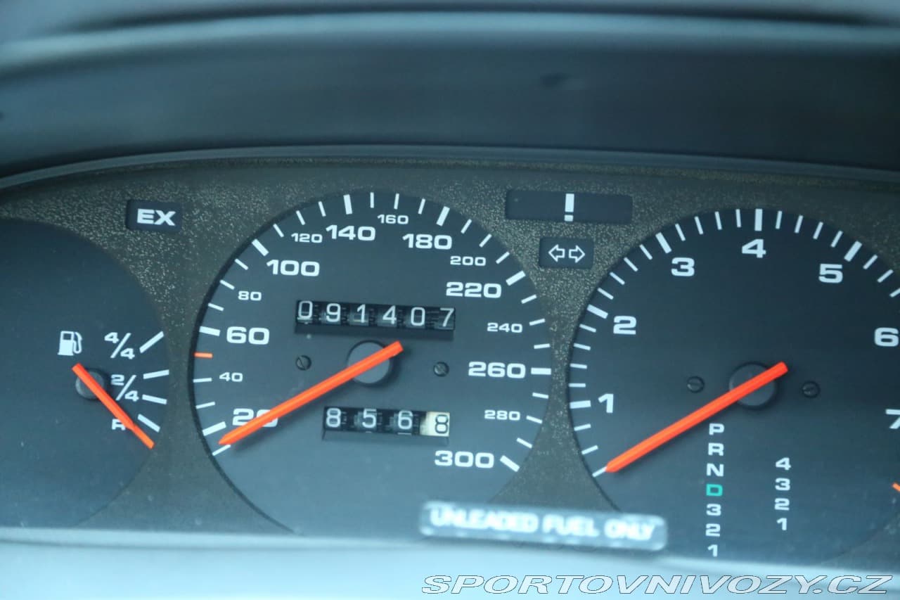 1992 Porsche 968 - 13