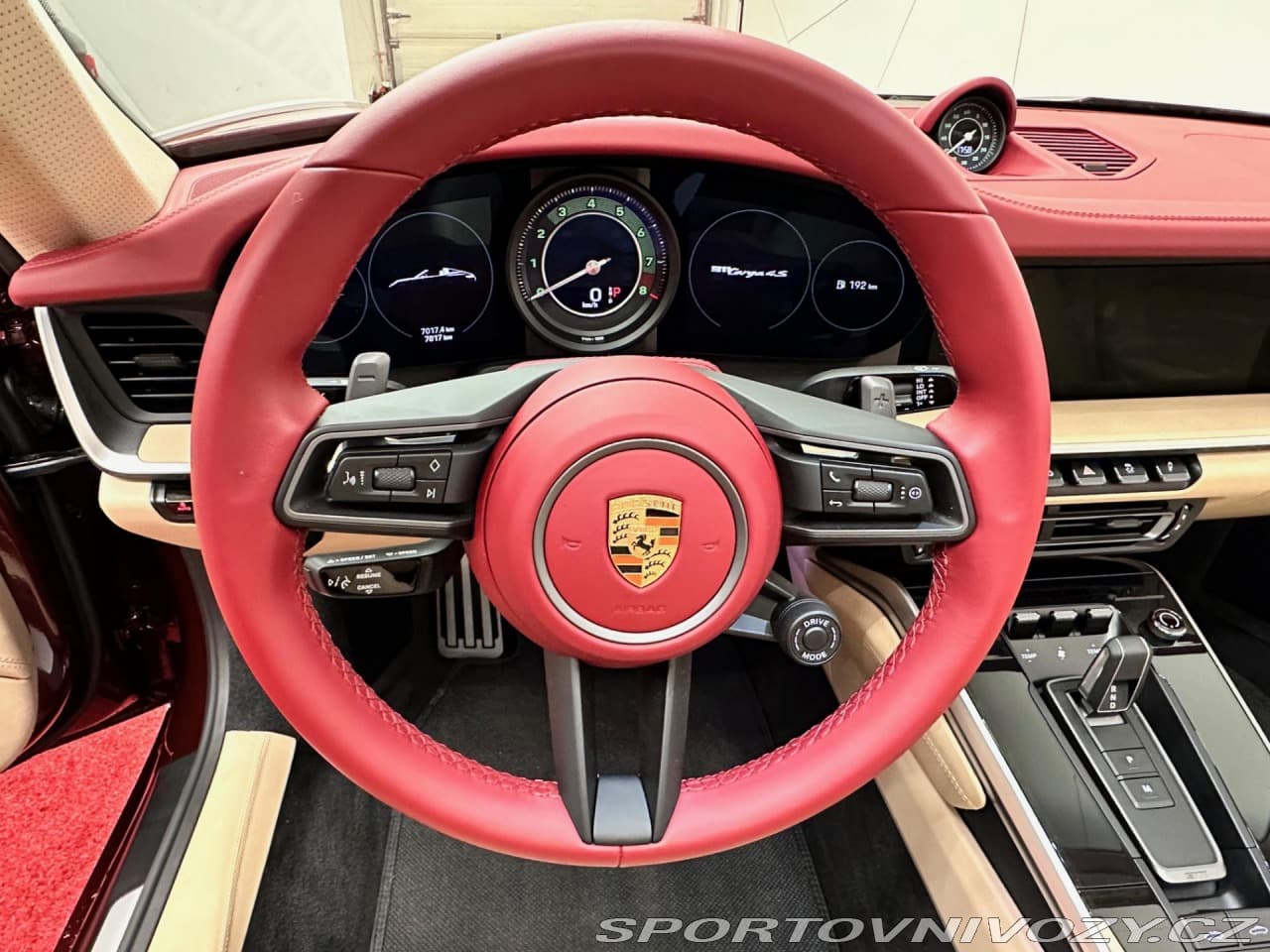 2021 Porsche 911 - 14