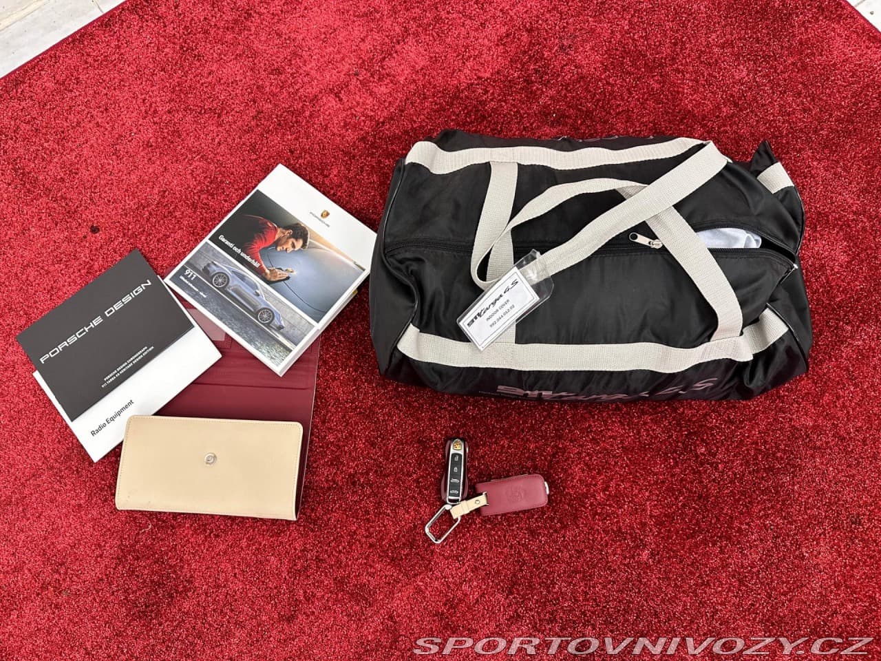 2021 Porsche 911 - 17