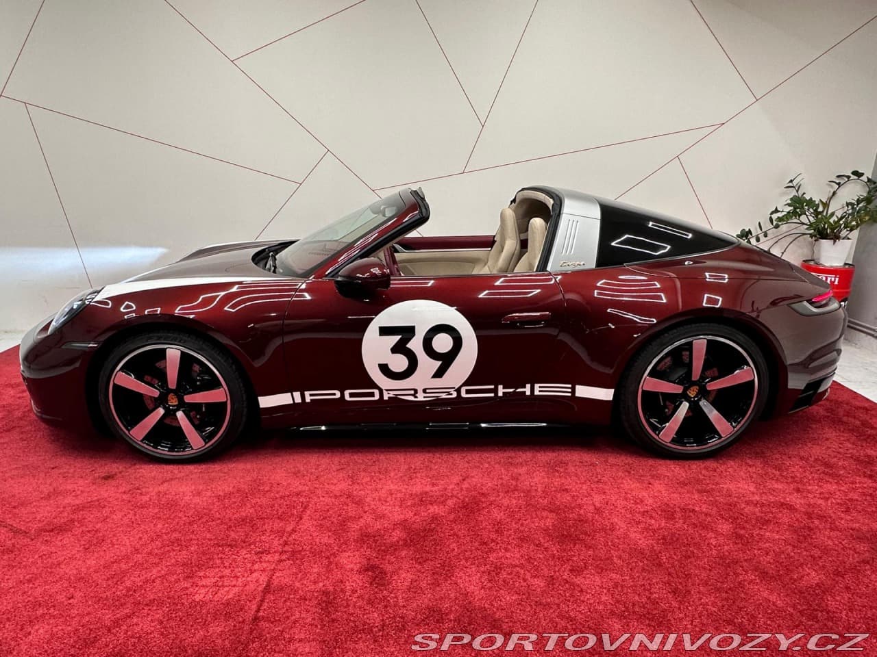 2021 Porsche 911 - 3