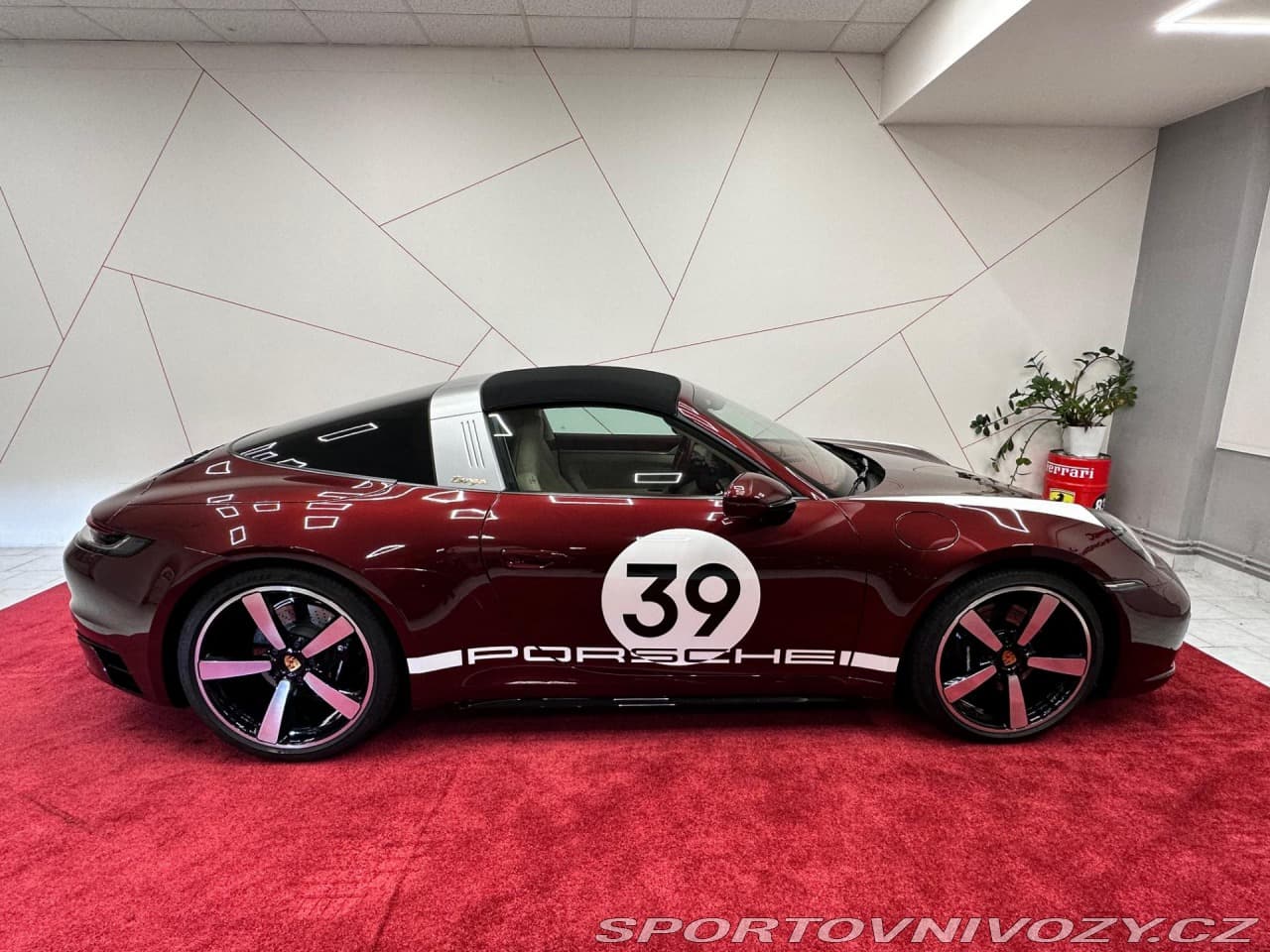 2021 Porsche 911 - 5