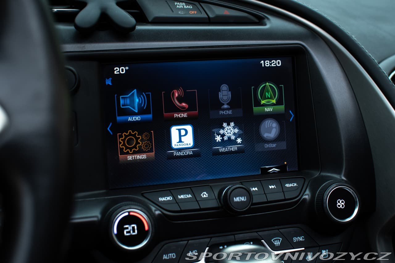 2014 Chevrolet CORVETTE - 9
