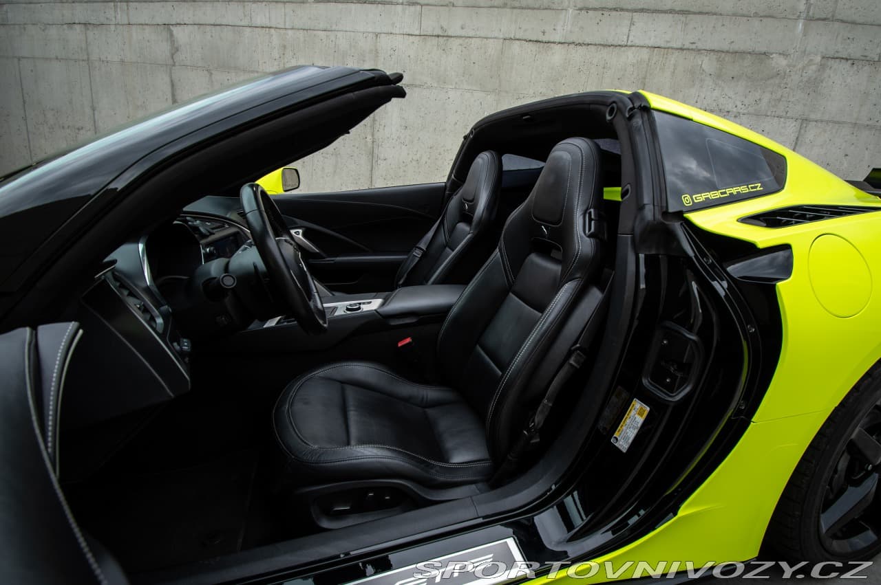 2014 Chevrolet CORVETTE - 5