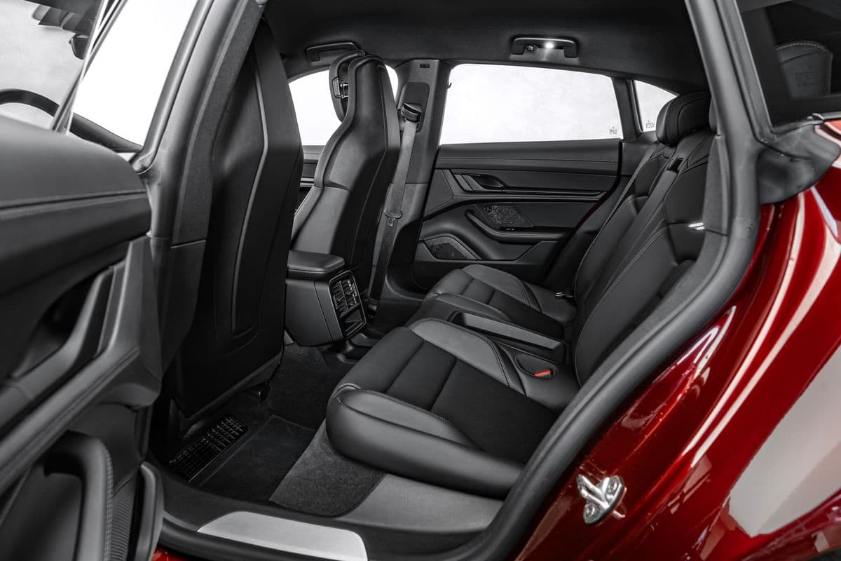 2021 Porsche Taycan - 49