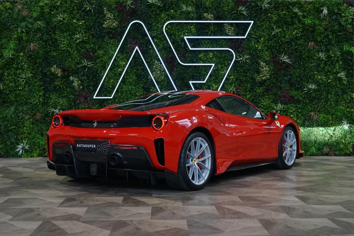 2020 Ferrari 488 - 13