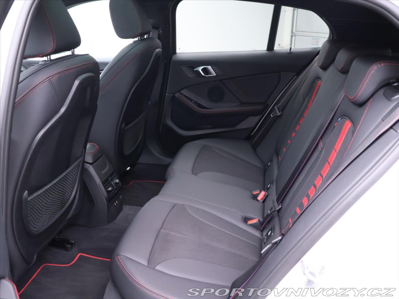 2023 BMW 1-SERIES - 16