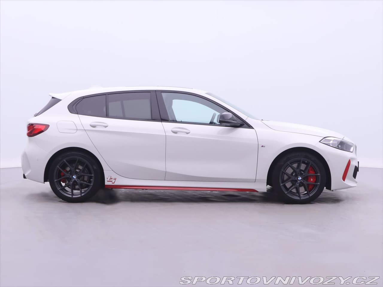 2023 BMW 1-SERIES - 8