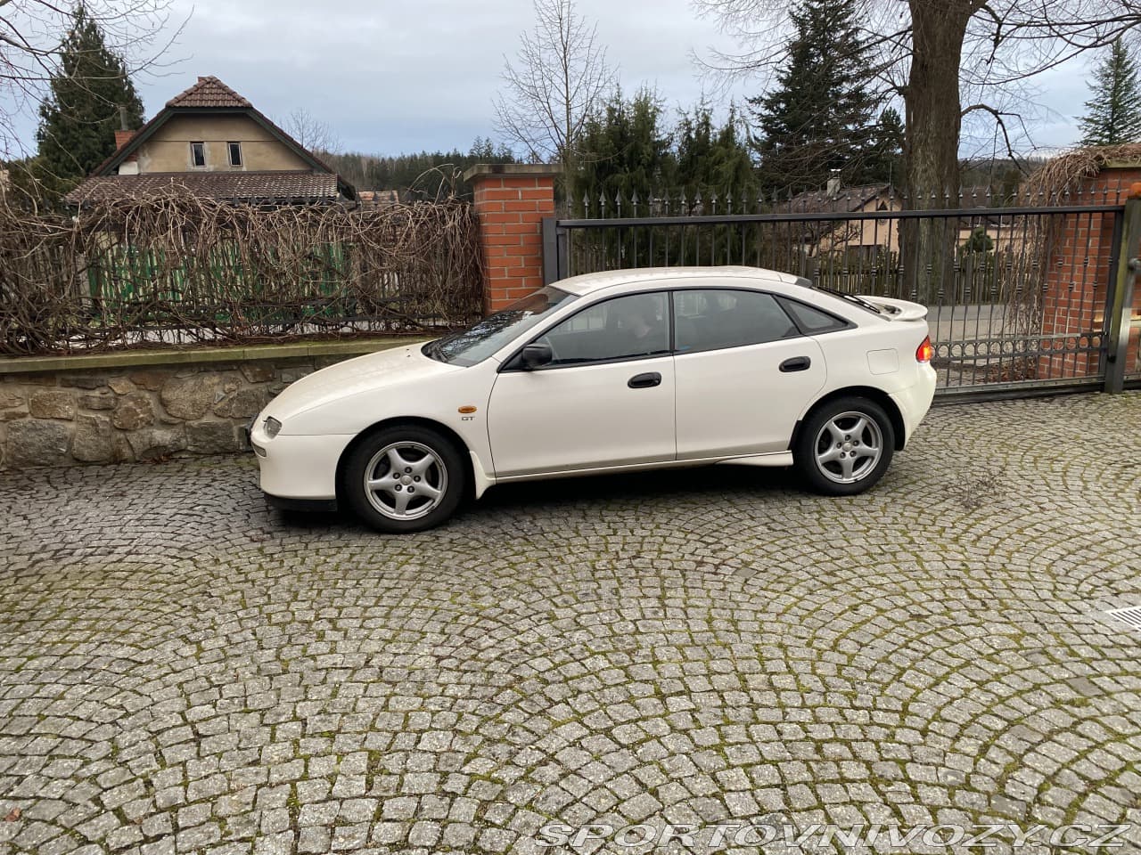 1994 Mazda 323 - 5