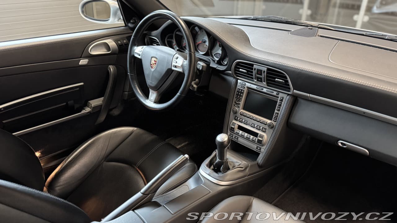 2005 Porsche 911 - 11