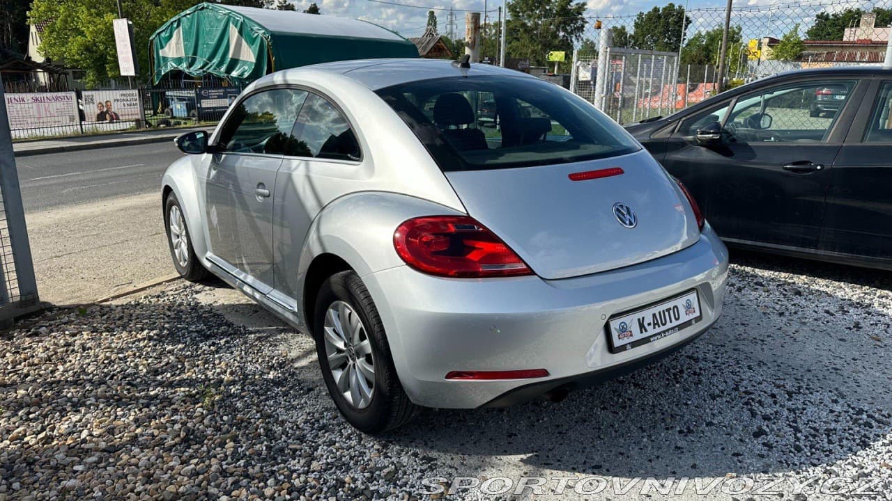 2012 Volkswagen BEETLE - 6