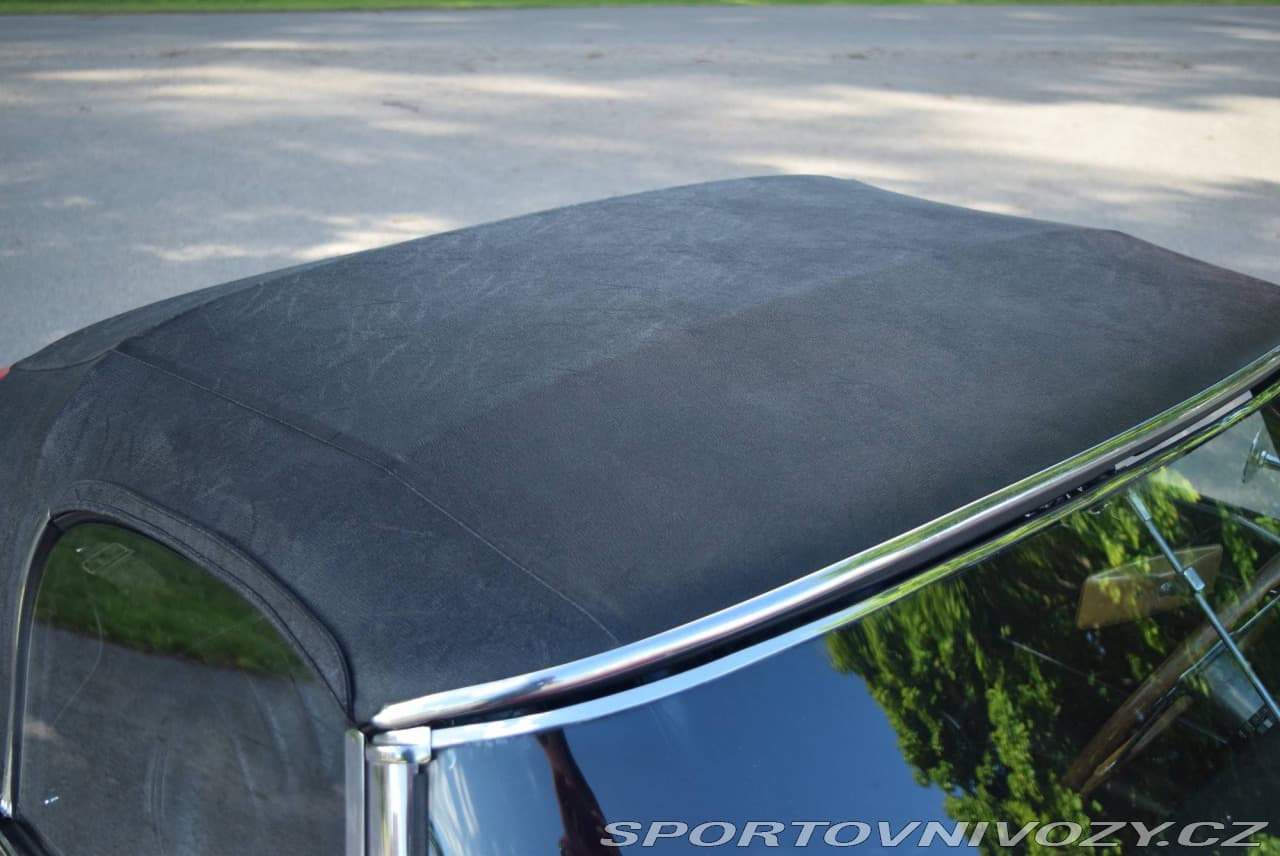 1968 Jaguar E-TYPE - 12