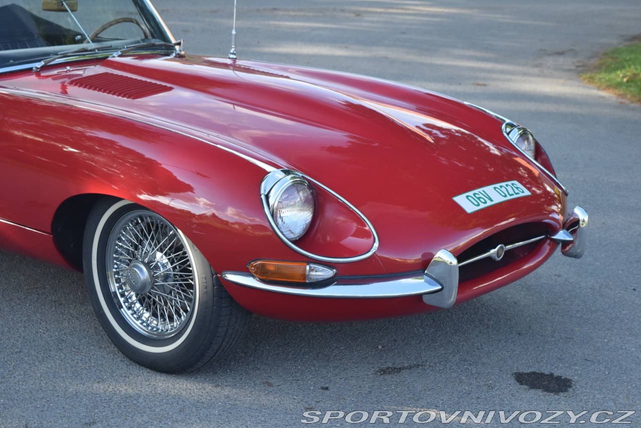 1968 Jaguar E-TYPE - 14