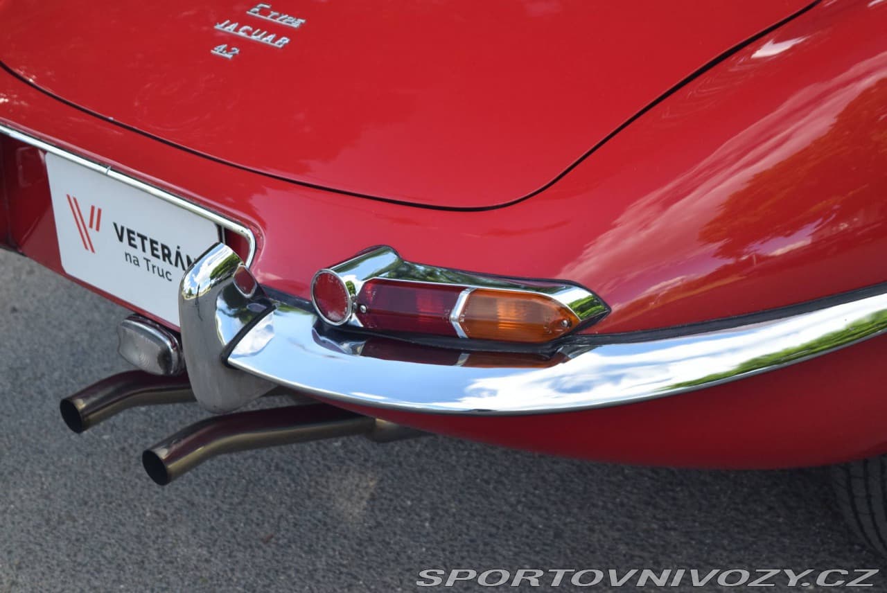 1968 Jaguar E-TYPE - 19