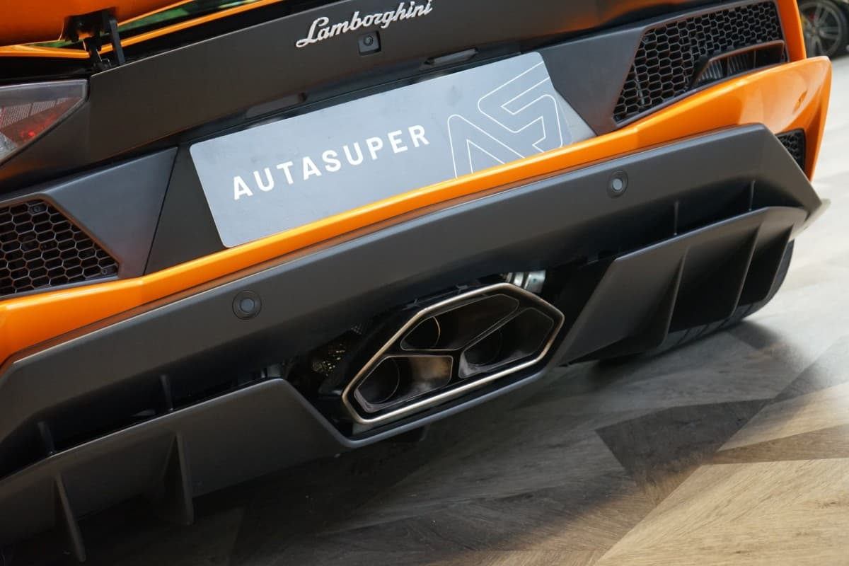 2018 Lamborghini AVENTADOR - 14
