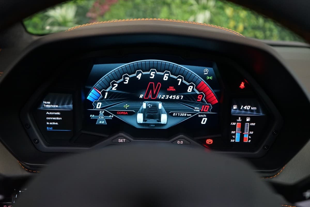 2018 Lamborghini AVENTADOR - 19