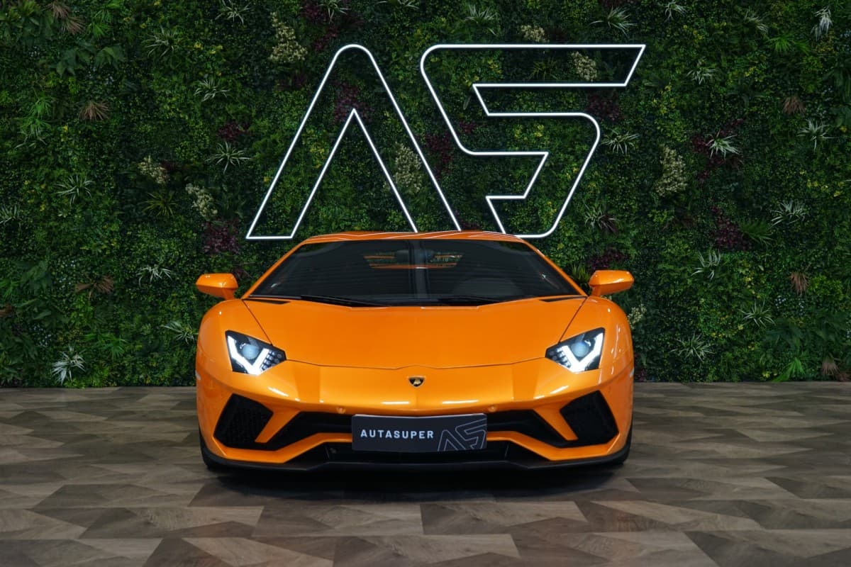 2018 Lamborghini AVENTADOR - 3