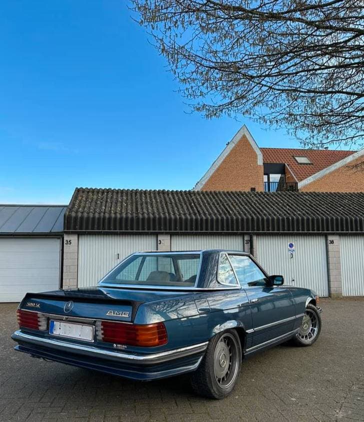 1981 Mercedes-Benz SL - 3