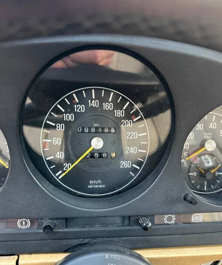 1981 Mercedes-Benz SL - 7