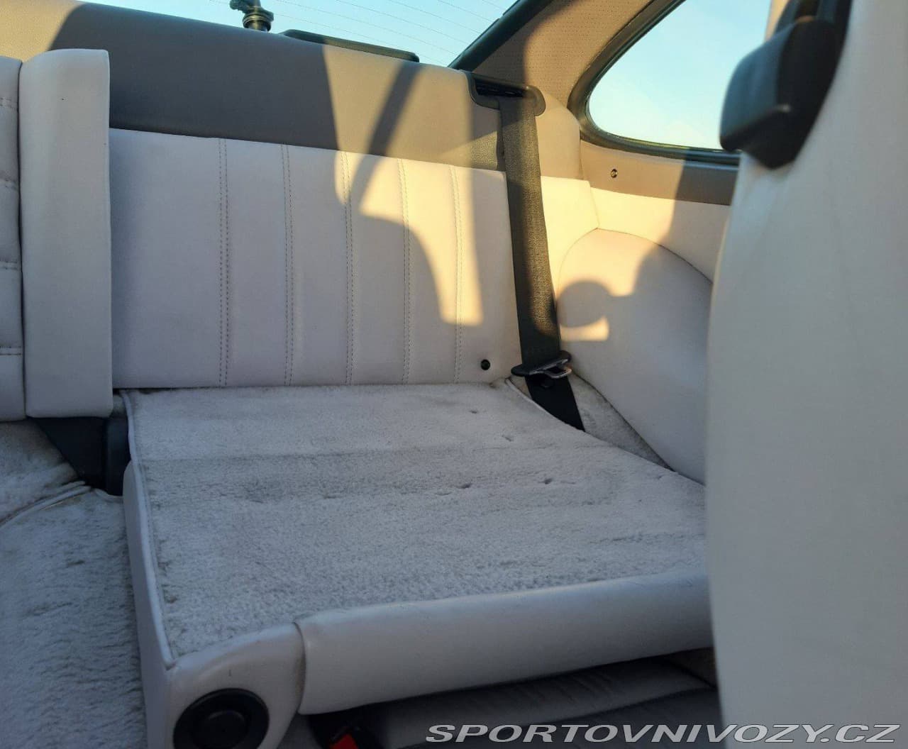 1993 Porsche CARRERA - 12