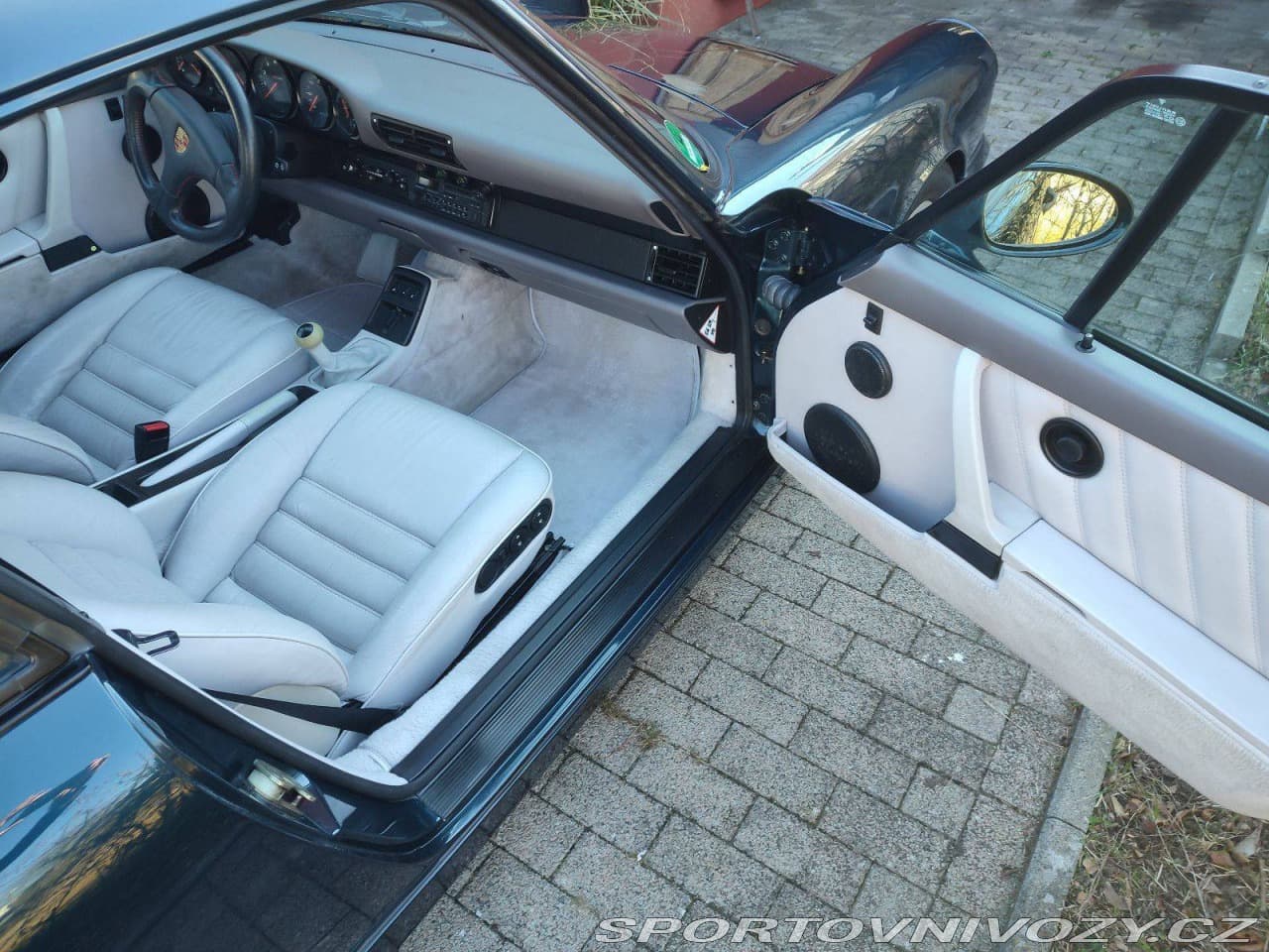 1993 Porsche CARRERA - 9