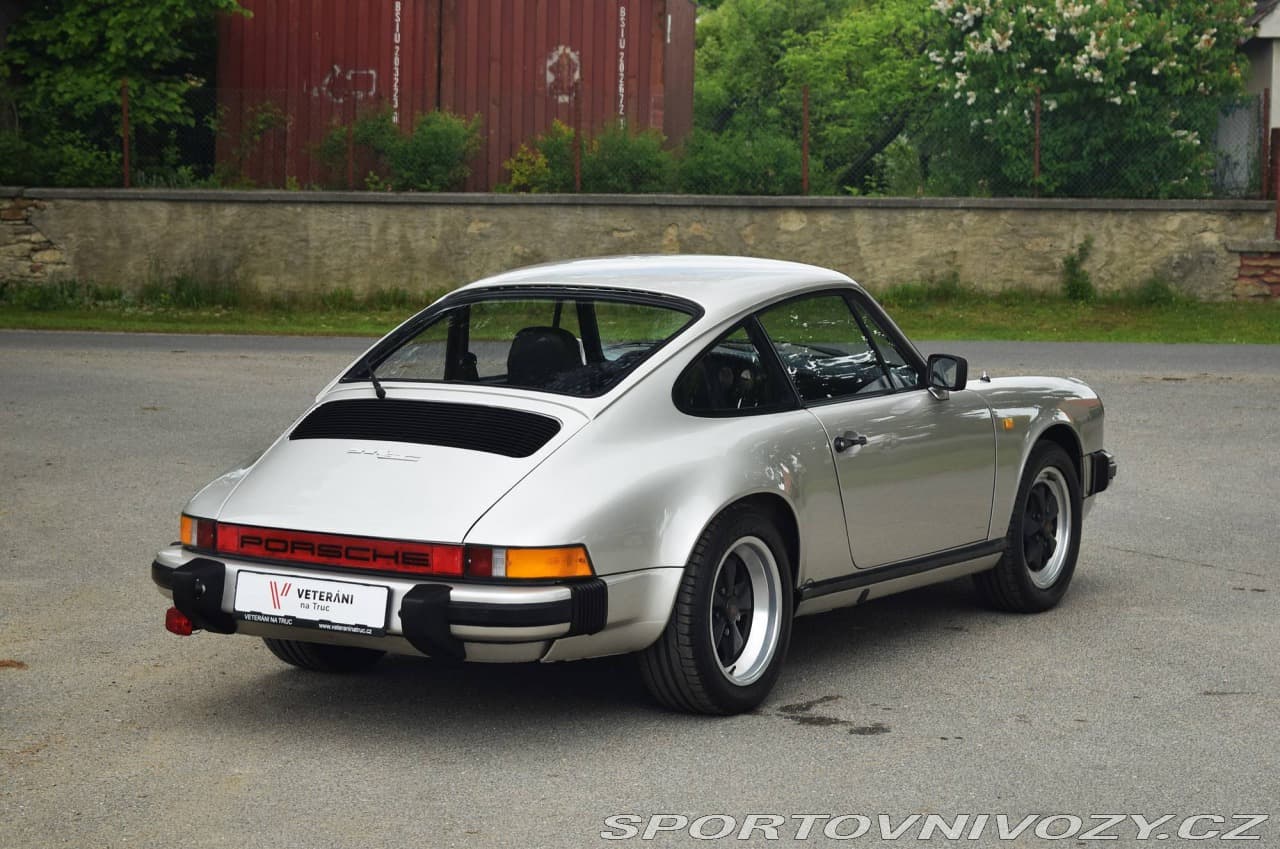 1982 Porsche 911 - 3