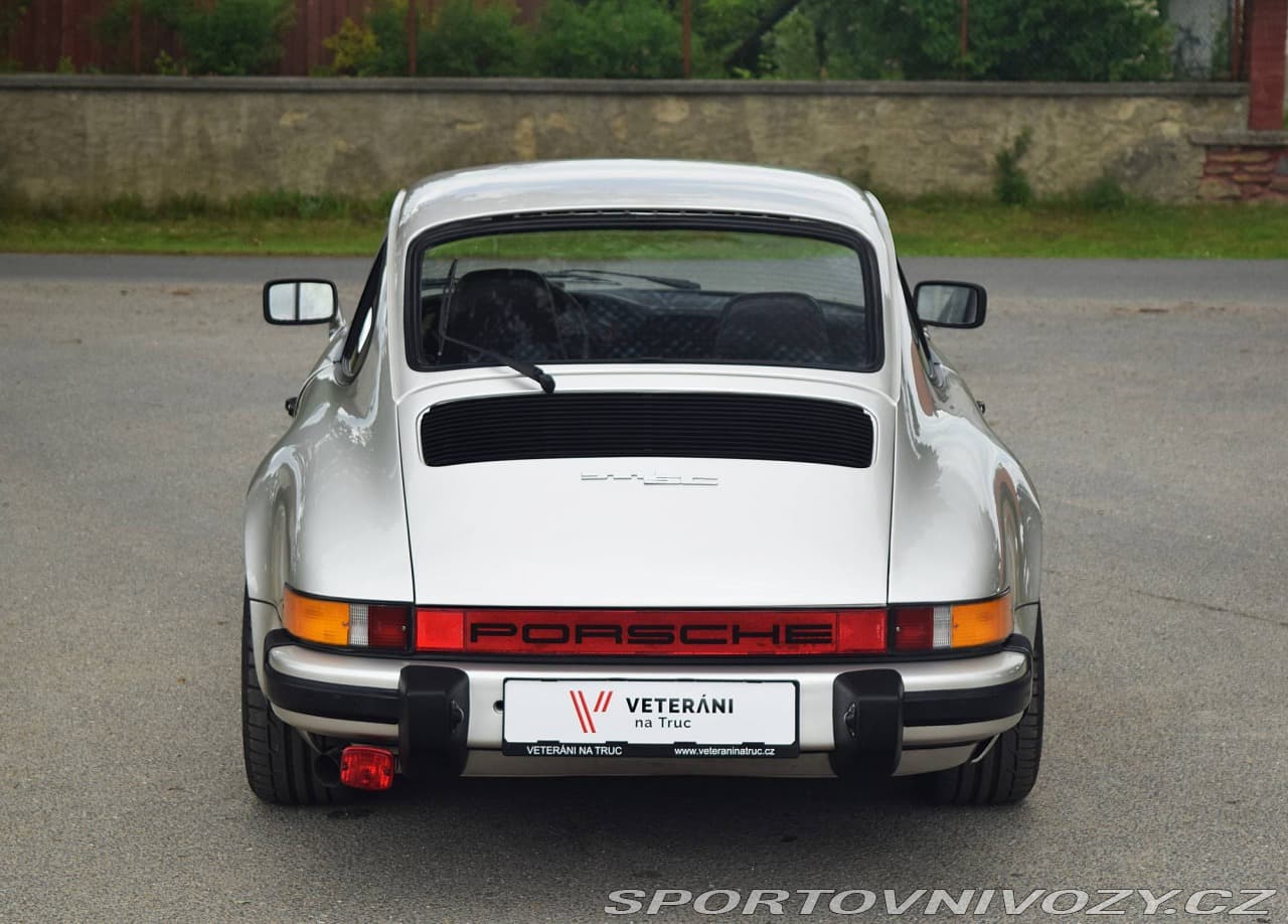 1982 Porsche 911 - 4