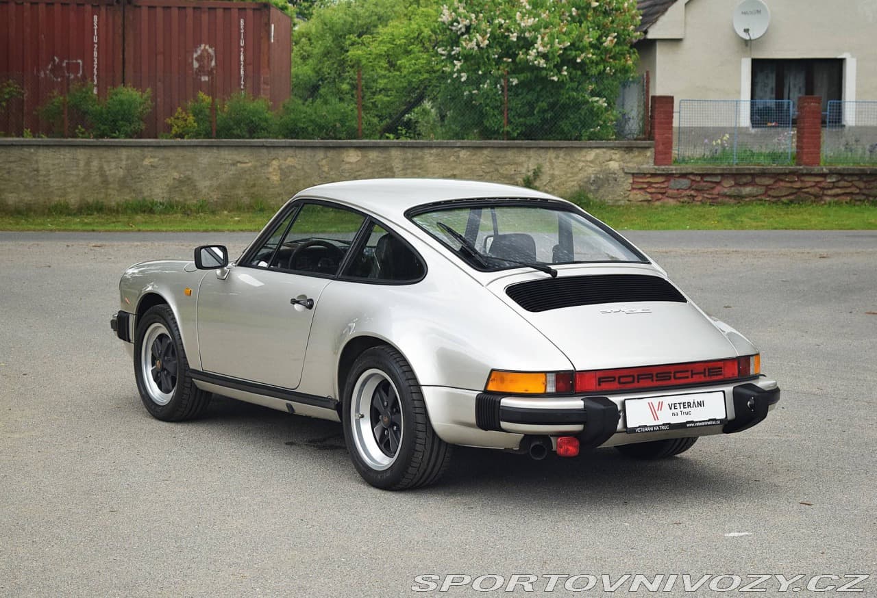 1982 Porsche 911 - 5