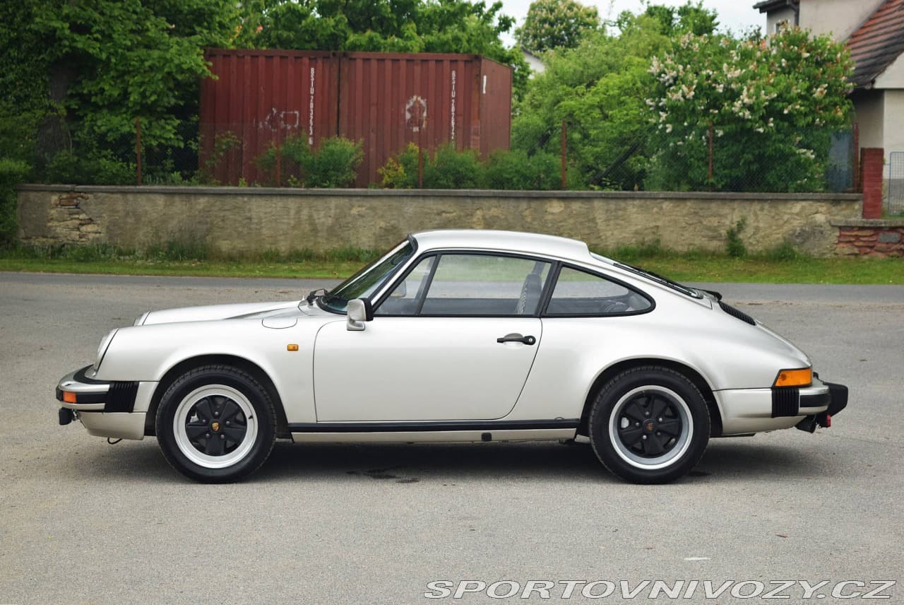 1982 Porsche 911 - 6