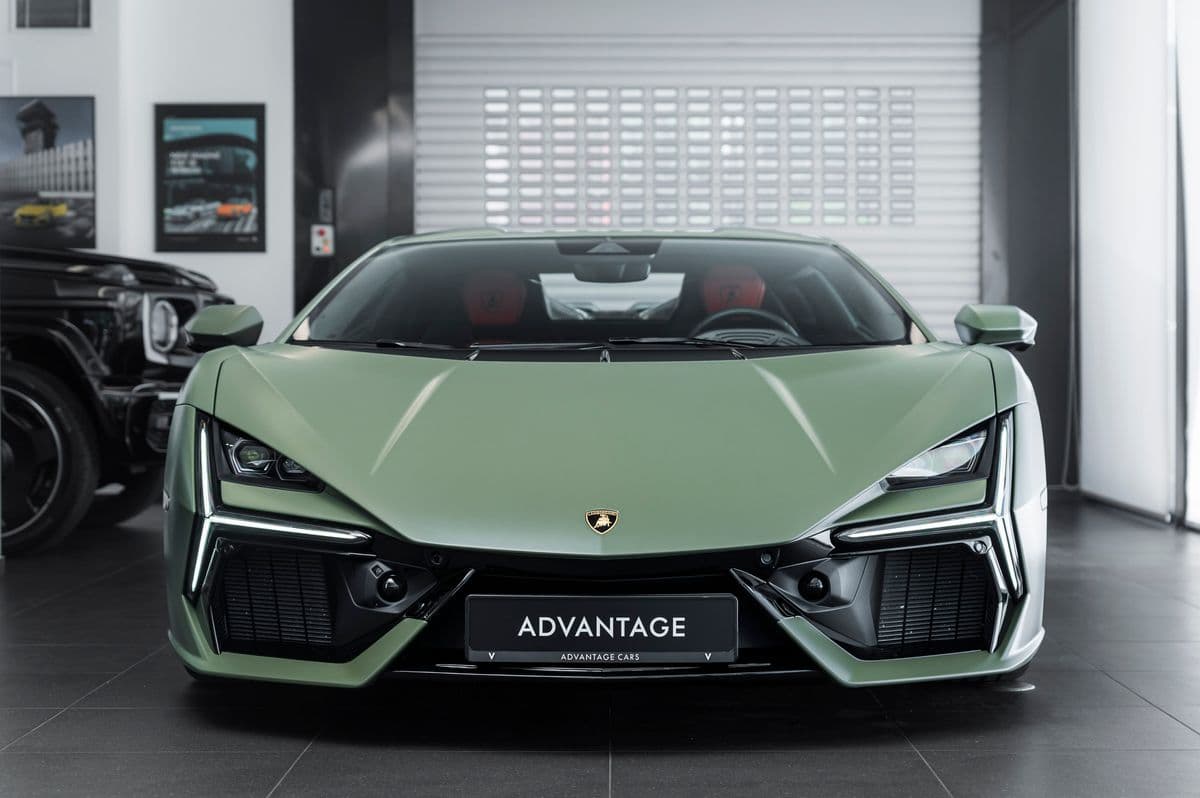 2024 Lamborghini REVUELTO - 2