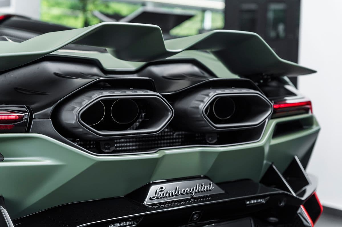 2024 Lamborghini REVUELTO - 6