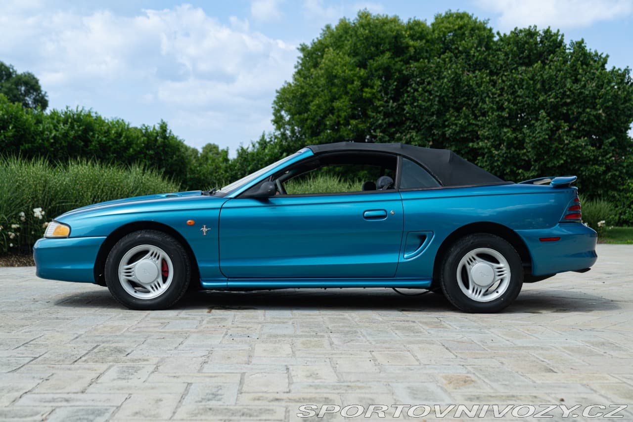 1994 Ford MUSTANG - 7