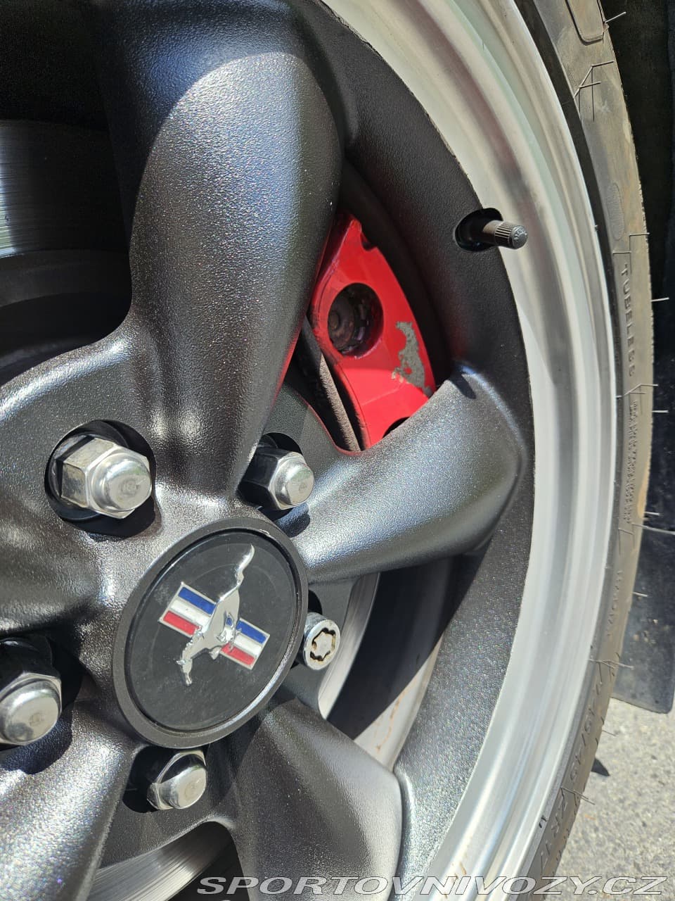 2001 Ford MUSTANG - 10