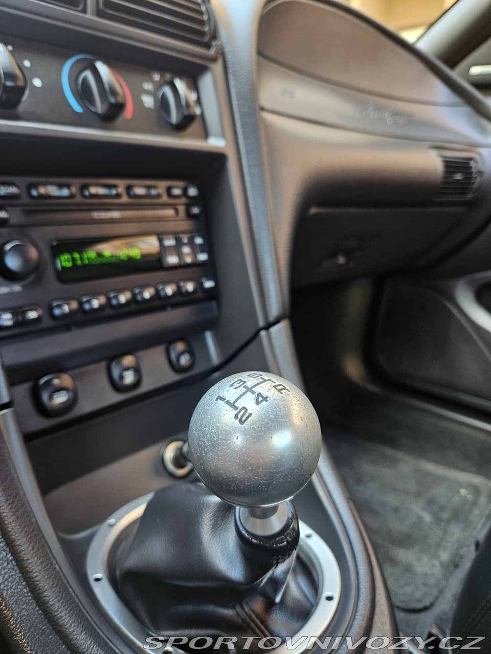 2001 Ford MUSTANG - 14