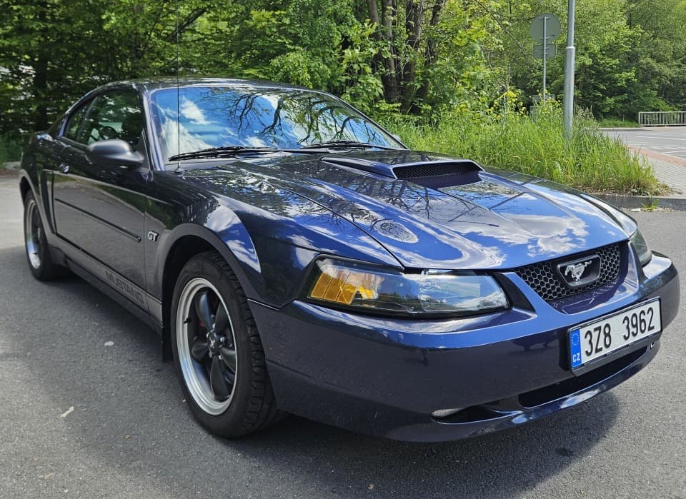 2001 Ford MUSTANG - 16