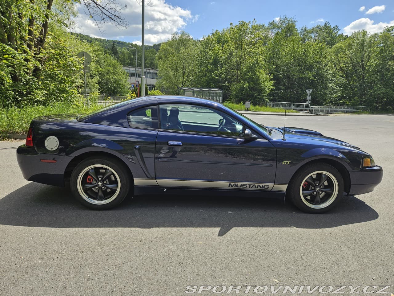 2001 Ford MUSTANG - 6