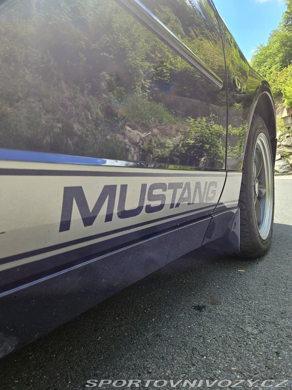 2001 Ford MUSTANG - 8