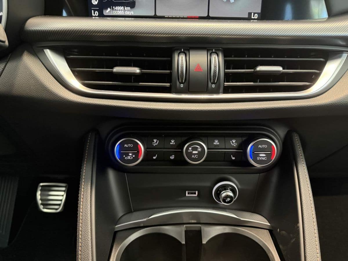 2025 Alfa Romeo STELVIO - 13