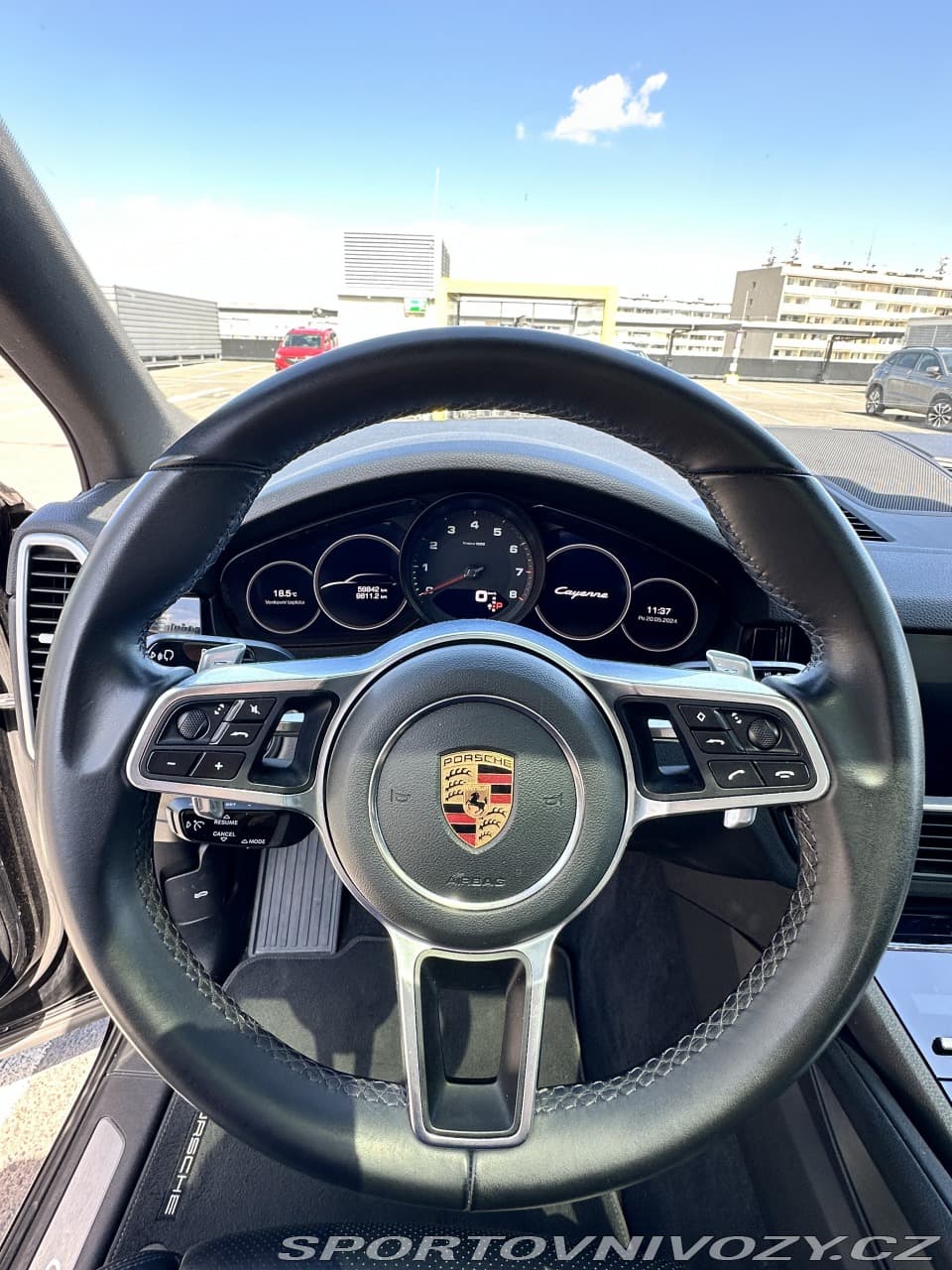 2019 Porsche CAYENNE - 10