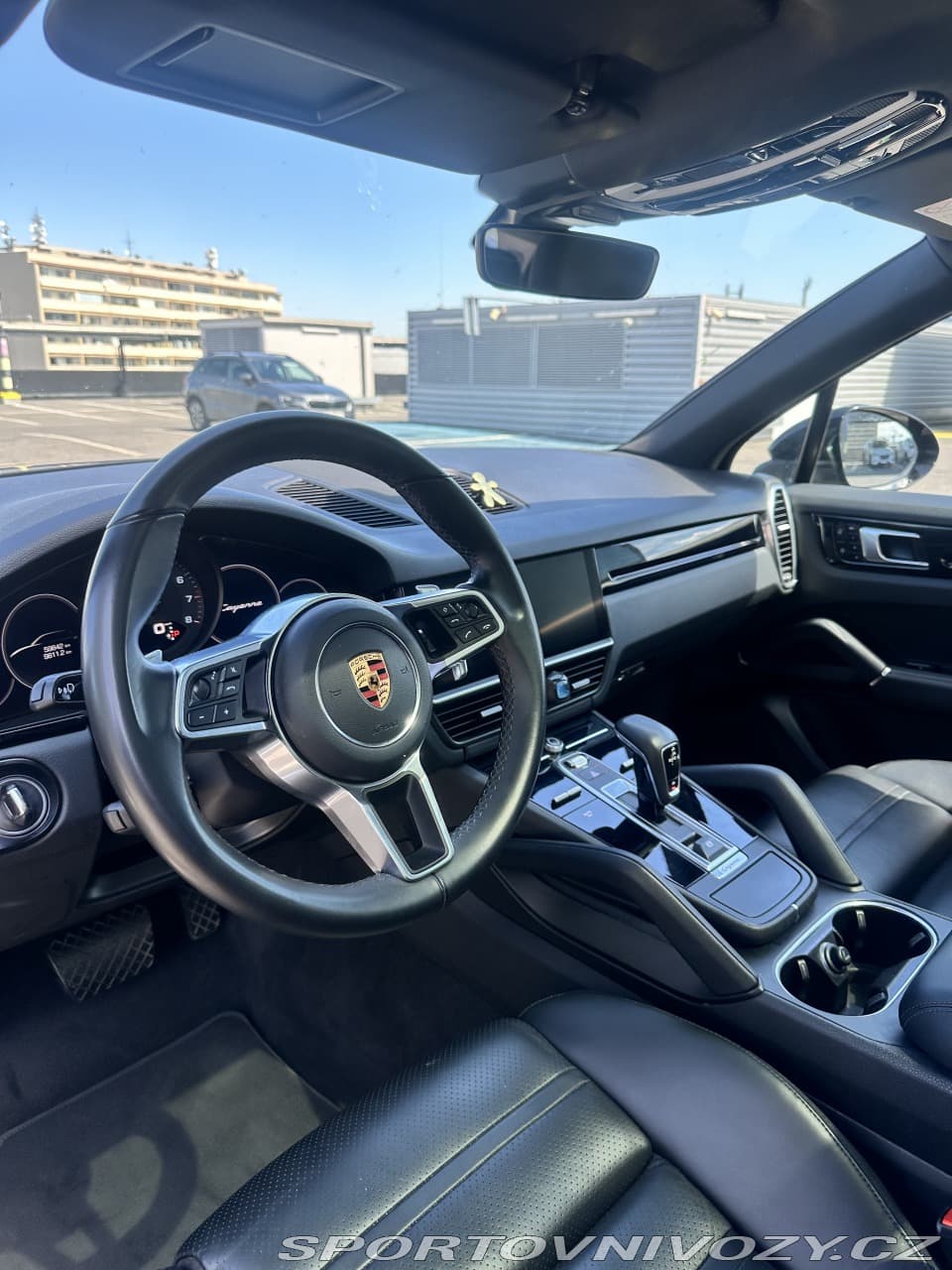 2019 Porsche CAYENNE - 12