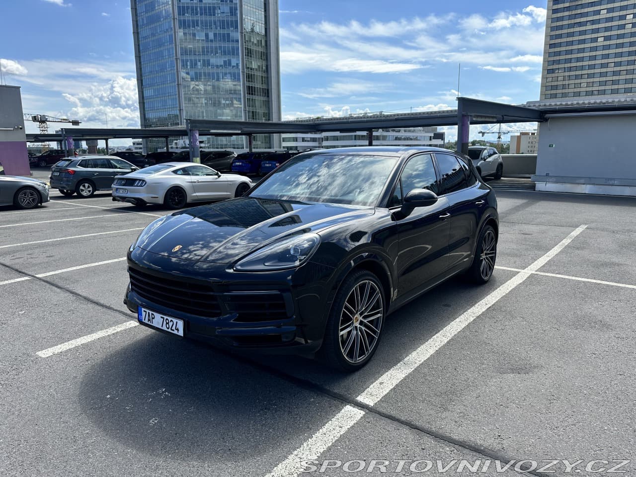 2019 Porsche CAYENNE - 9