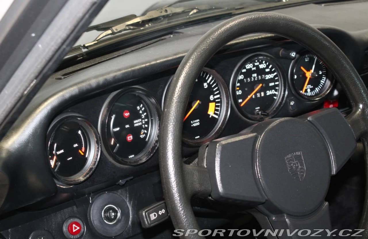 1981 Porsche 911 - 16