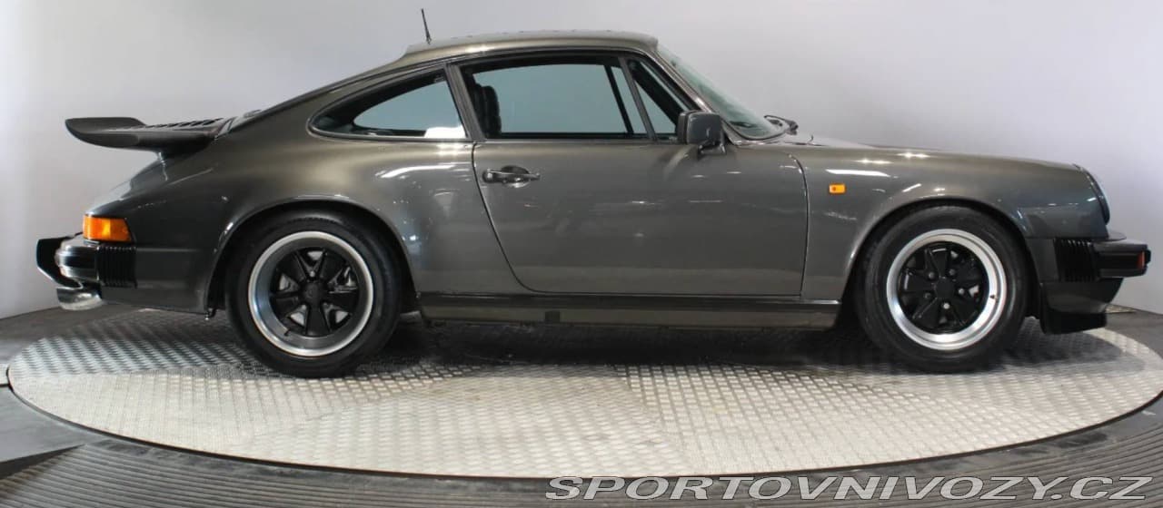 1981 Porsche 911 - 2