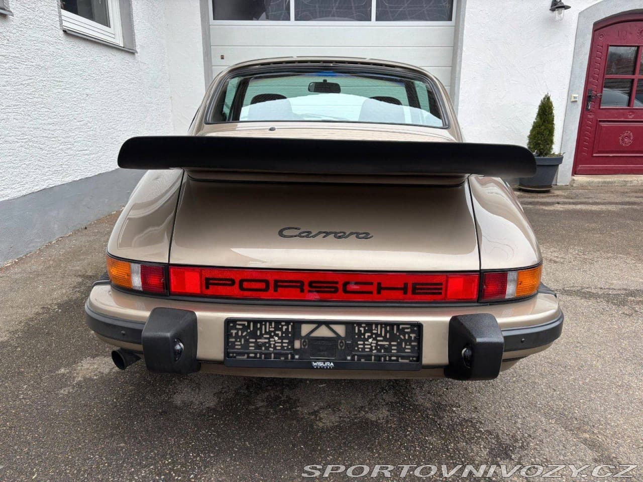 1984 Porsche 911 - 11